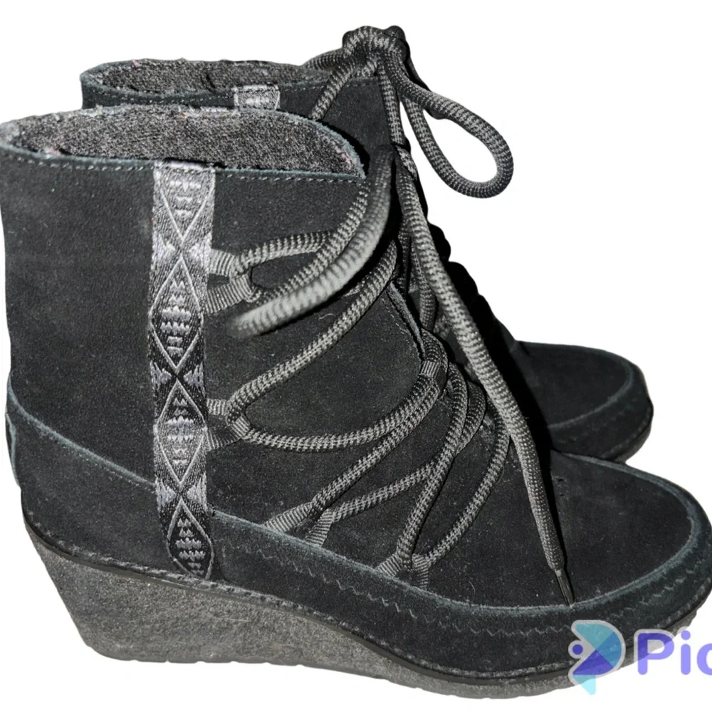 Pendleton Islegate Bootie Cork Wedge Black Suede Waterproof Plaid Wool…
